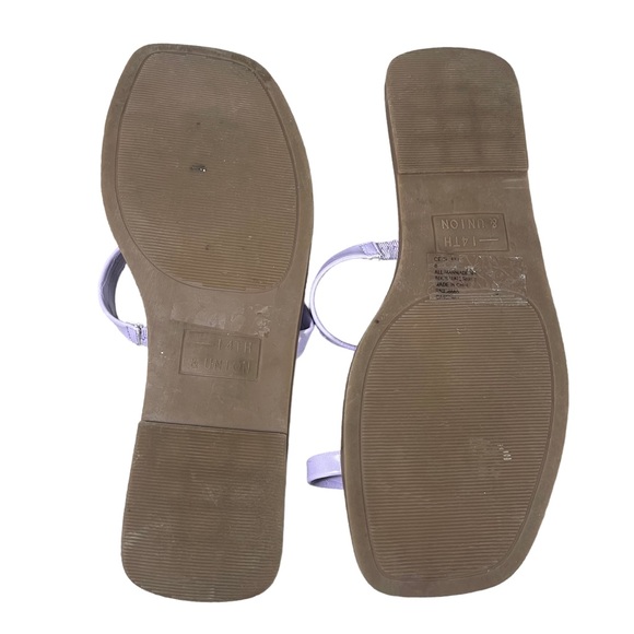 14th & Union Cece Sandal 8 - Picture 2 of 2